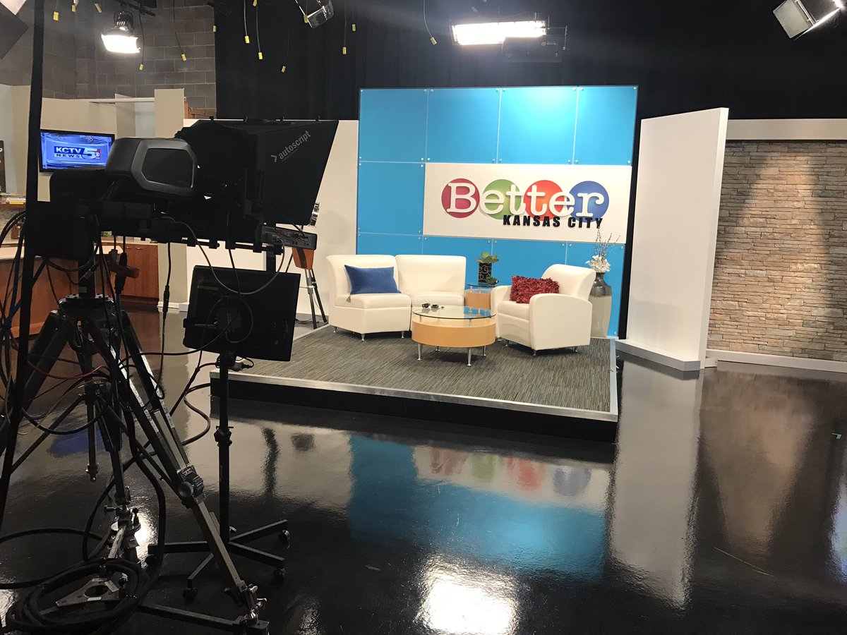 KC_fashionweek's tweet photo. Tune into @BetterKC today at 9am to see #KCFW designer 11-year old designer Kelly Calloway! https://t.co/AlxWoy2xq5