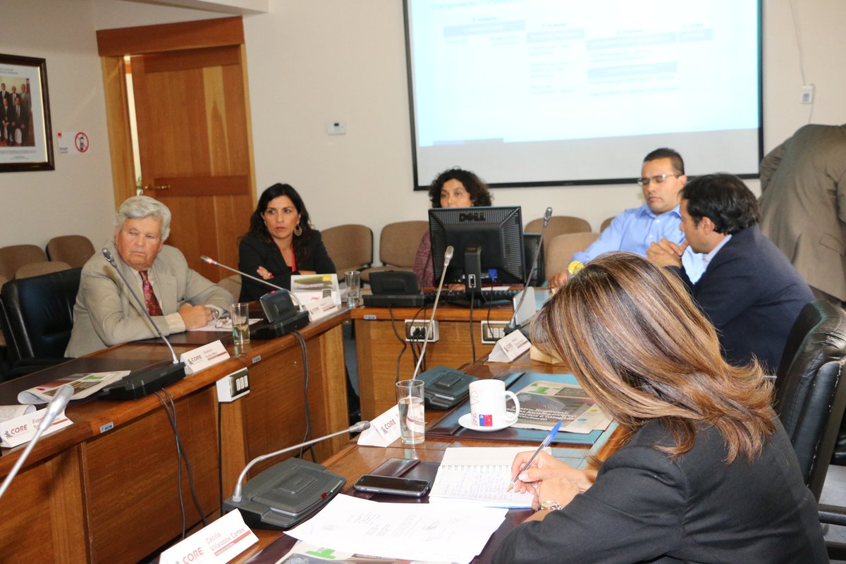 Com. Social recibe a Dirección de Arquitectura de <a href="/MOPOHiggins/">MOP O´Higgins</a>  por proyectos d reposición d cuarteles de bomberos.