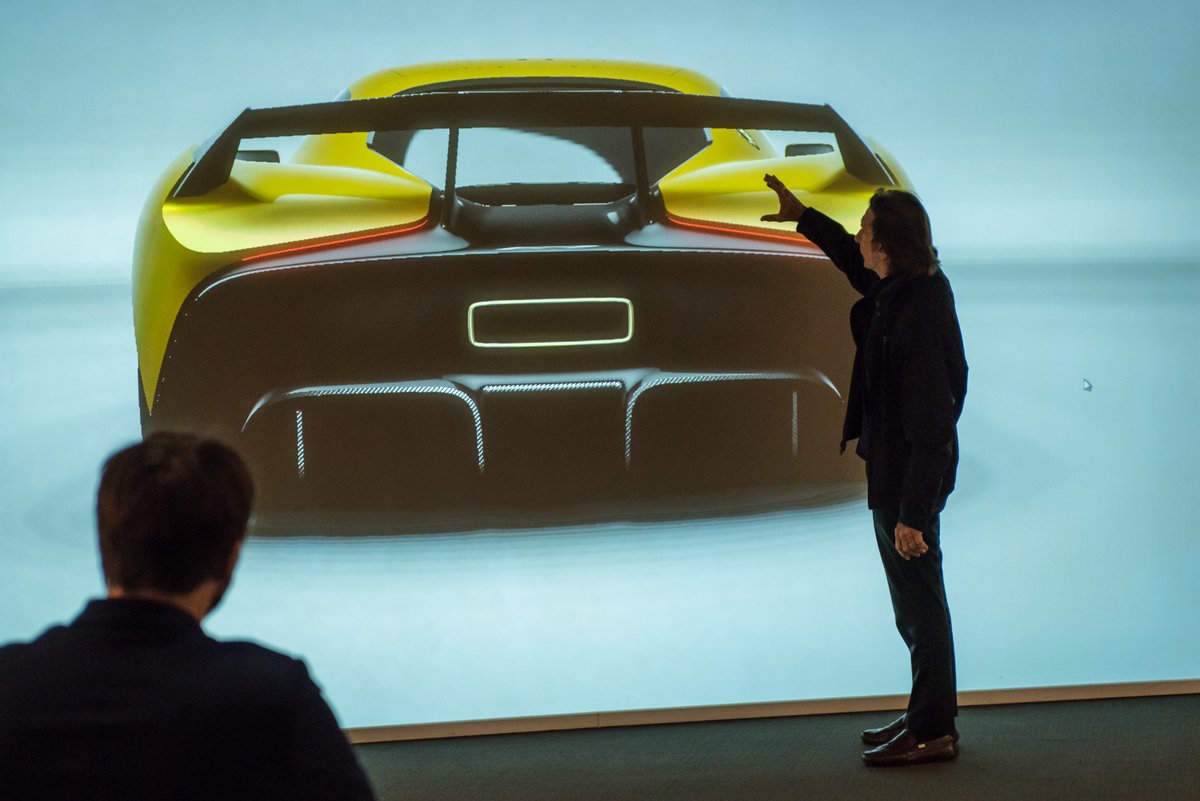 Fittipaldi revealed that the powerful V8 engine with over 600hp will give a powerful but progressive acceleration. #FittipaldiMotors