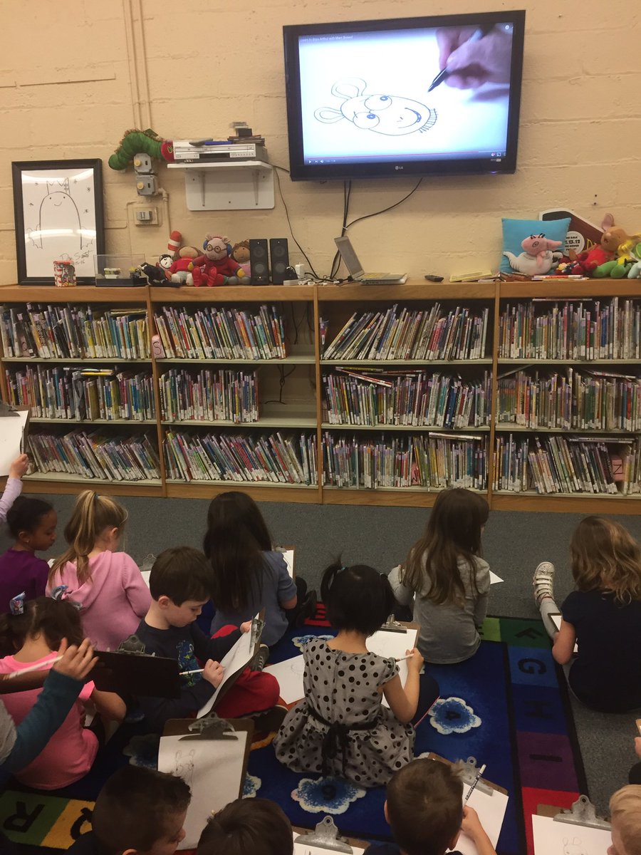 MrsHusstege's tweet photo. Kindergarten learning how to draw Arthur from @Marcbrownstudio himself 😀 what a great way to end our author study https://t.co/HyOFGDAQJt