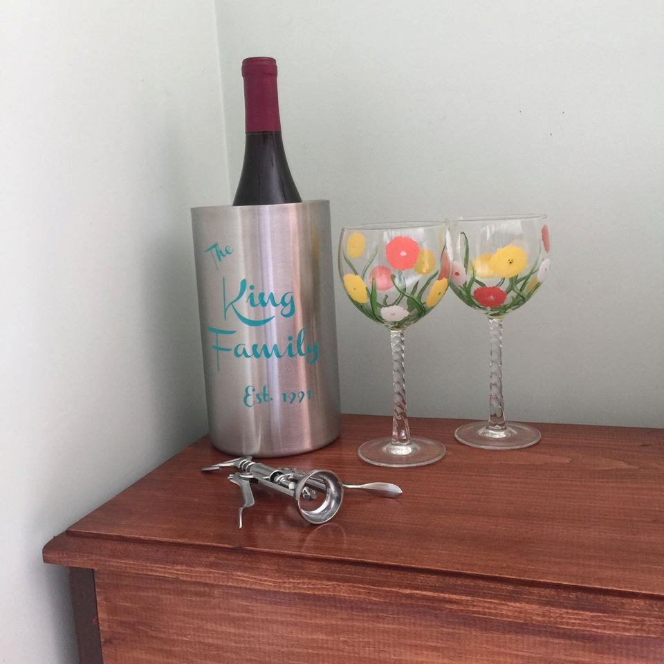 RoaringFlamingo's tweet image. Custom Wine  Chiller | Wine Holder | Personalized Wedding Gift |… etsy.me/2lS6kgZ #CustomGift #CustomBarware