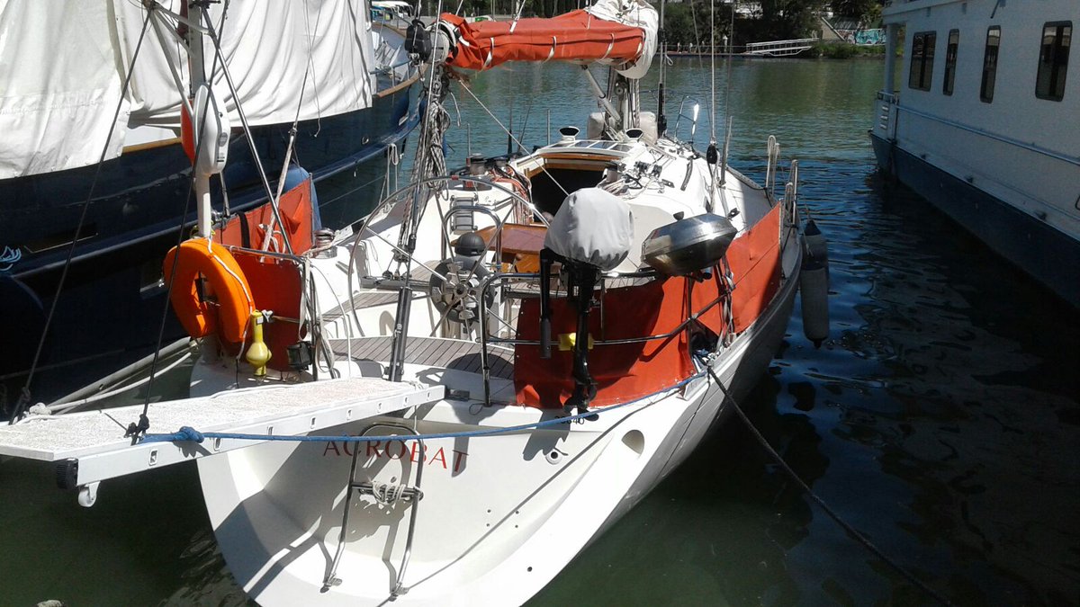 CNauticoSevilla's tweet photo. Ven y visita en el @CNauticoSevilla el velero 'Acrobat', base del proyecto @sailinglab 'https://t.co/z7QCpU8RO0 https://t.co/v1IsXkSLEZ
