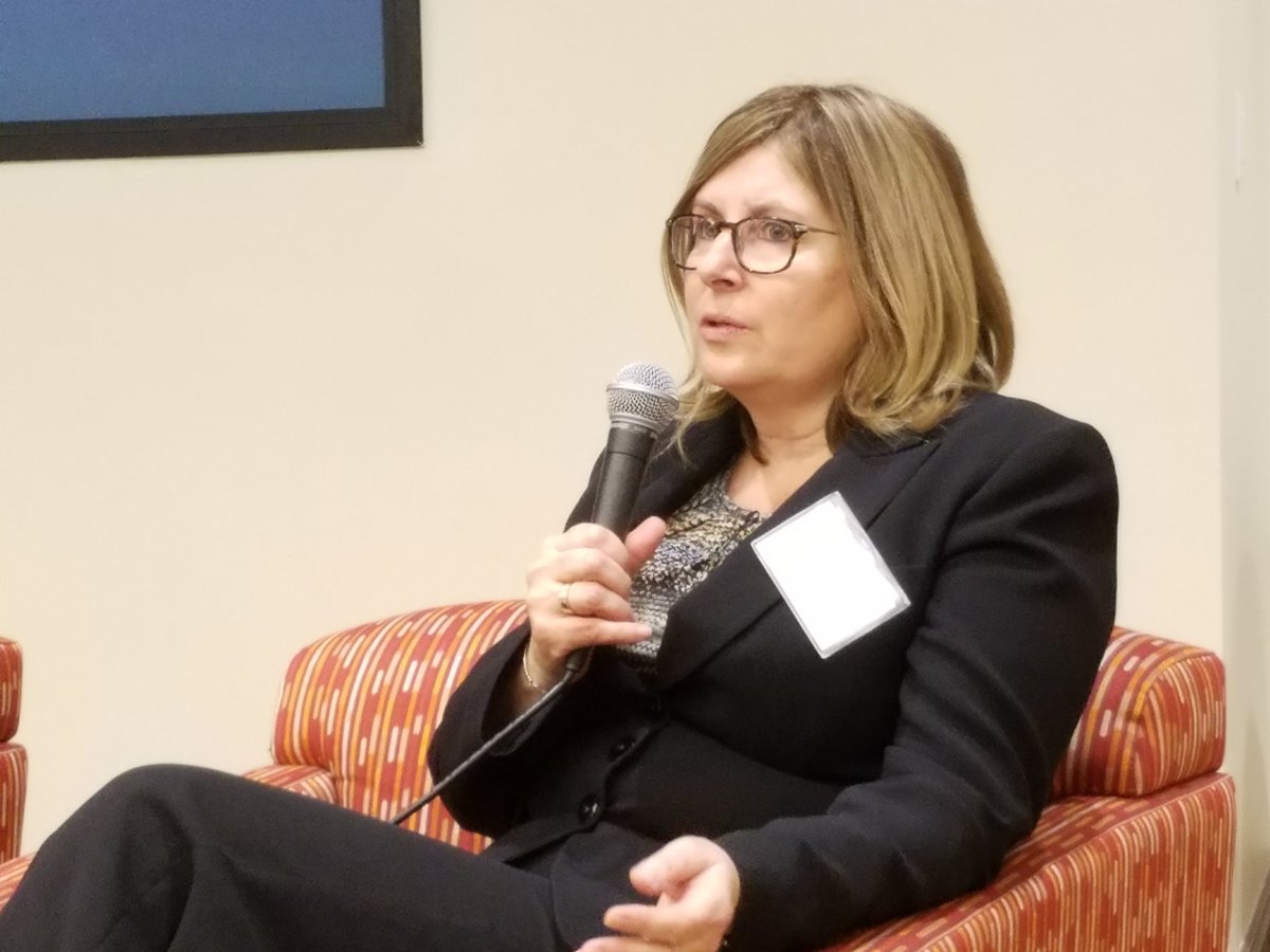 PhoenXGroup's tweet photo. Phoenix CEO, Tracy Doyle, sat down w/ @FelicianoCenter to discuss #Leadership & what it means to be an #Entrepreneur. #PhoenixDifference https://t.co/BRL0ueFDcn