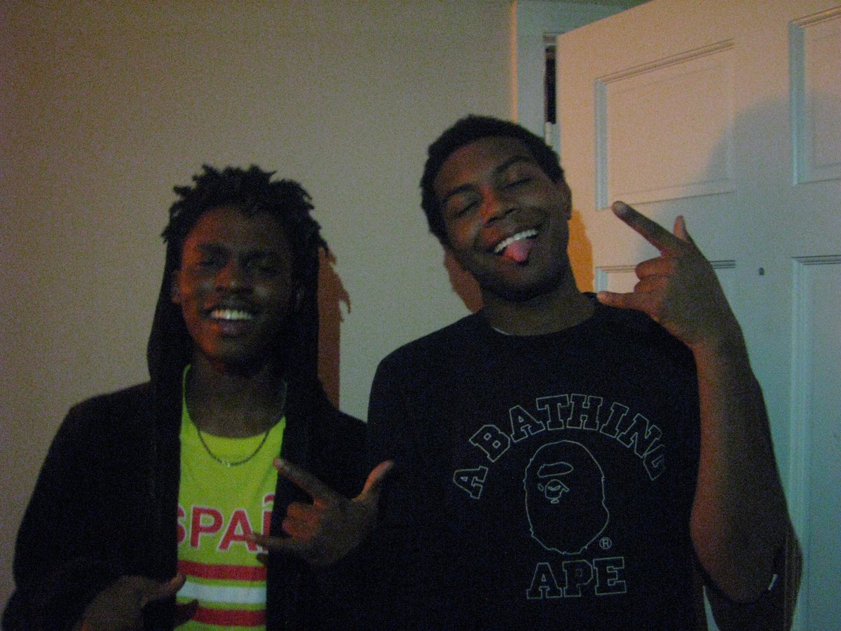 semkari_'s tweet image. Trapaholics Ft. @deviingrant

 12:00PM