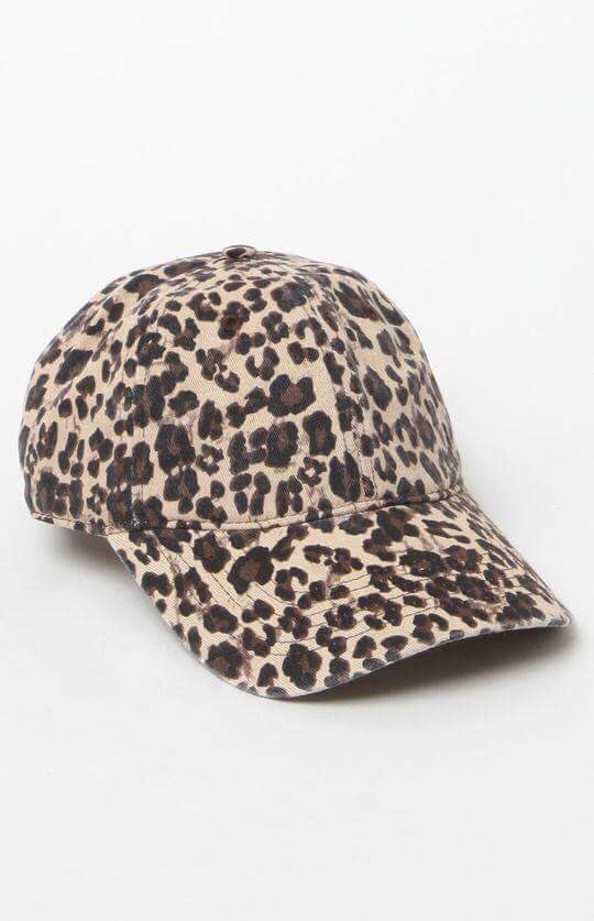 StAugOutlets's tweet image. Morning ☀️! Here's some ☀️hats from @OldNavy, @katespadeny, @francescas, and @PacSun!