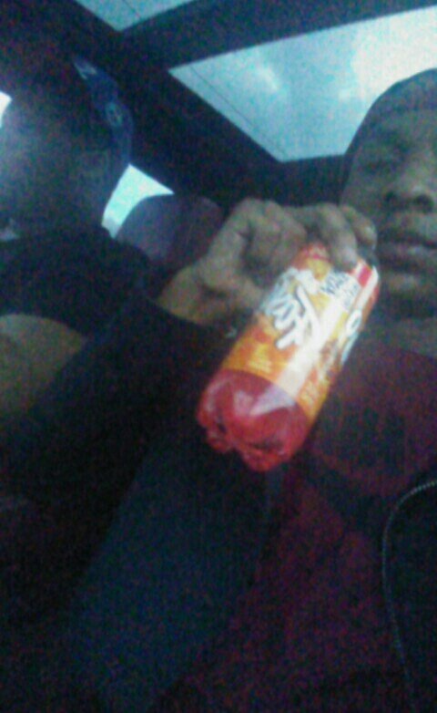 EastWarren__Jay's tweet photo. Brothers We Aint Friends @will_osama #EASTWARREN To #6MILE #RIPFO https://t.co/t0xJReJqaB