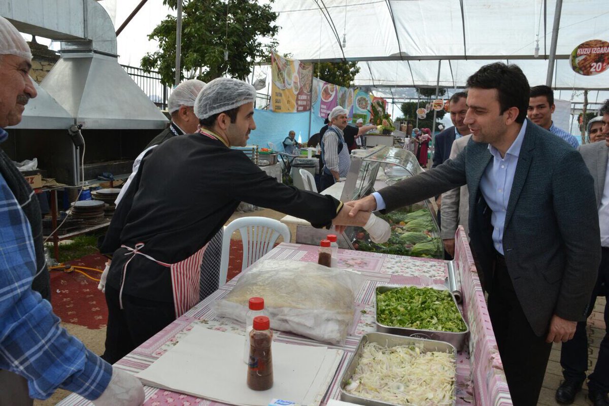 av mustafa kose on twitter cinarli ogrenci yurdu kermesini ziyaret ettik https t co qyaknwrt2e twitter