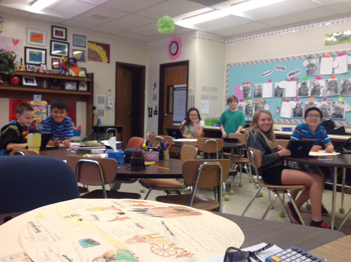 JanieBennettj4's tweet photo. We are rolling with story wheels using @ReadWorks! #digitalreadworks #educatinghornets #antagonistvsprotagonist #authorspurpose #theme #plot https://t.co/nzCKJ4cAf2