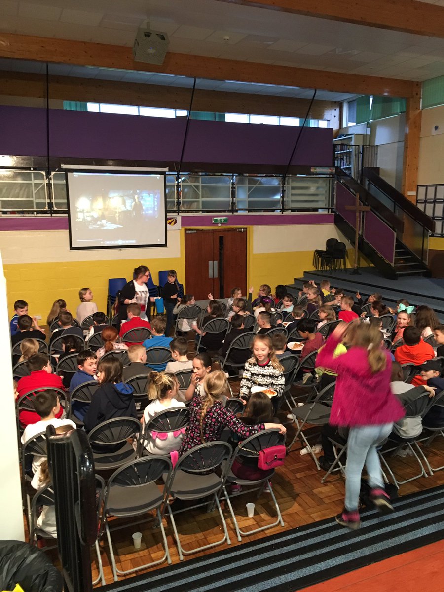 NethermainsDHT's tweet photo. A successful and enjoyable cinema night! @nethermainspta 
Thank you to all our parent helpers and PTA members. https://t.co/mRV9aZFJuq