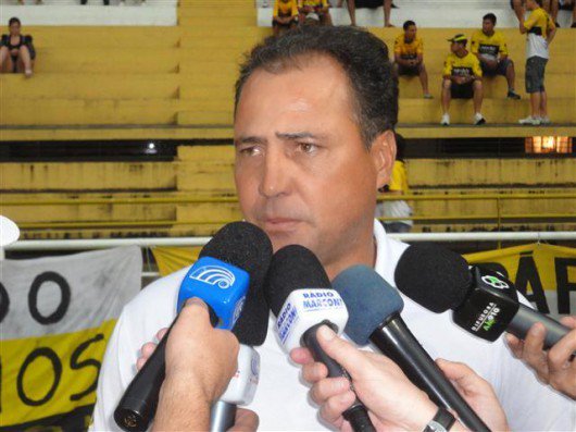 Tigre_stats's tweet photo. Márcio Goiano quando treinou o Criciúma:

21 JOGOS
6 VITÓRIAS
7 EMPATES
8 DERROTAS. https://t.co/4xdgwiPjRO