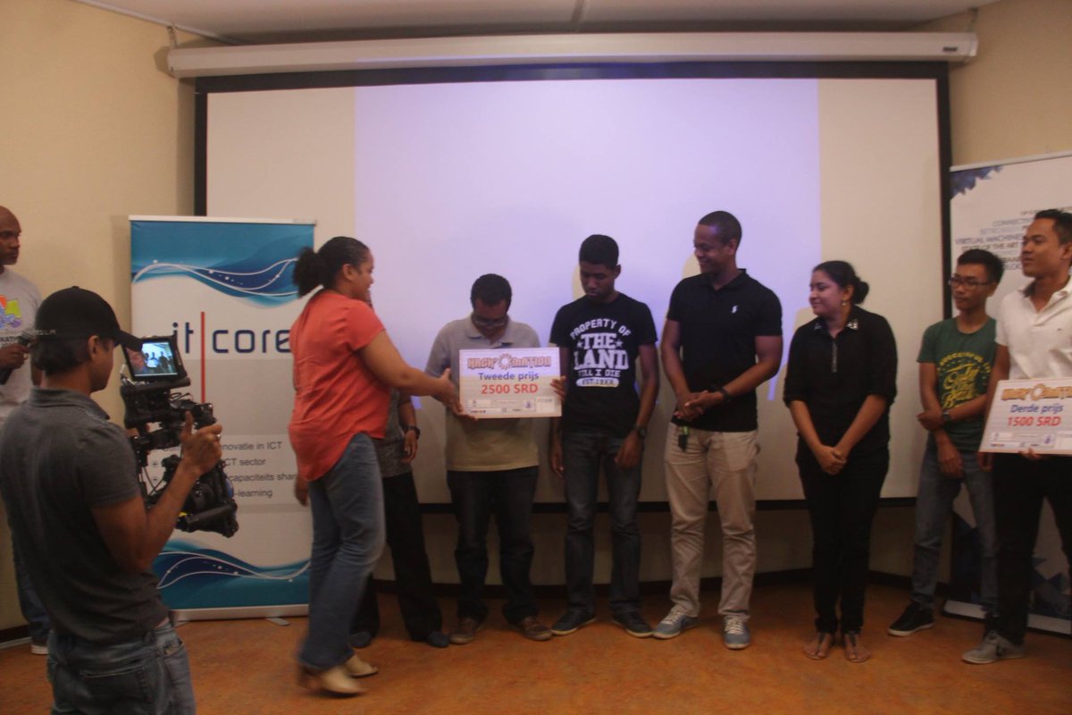 hackomation's tweet image. Second place winner of HackOmation 2017: Internet of Things Challenge
Team: Pack 5
#bigdata #IoT #internetofthings #software #geoict