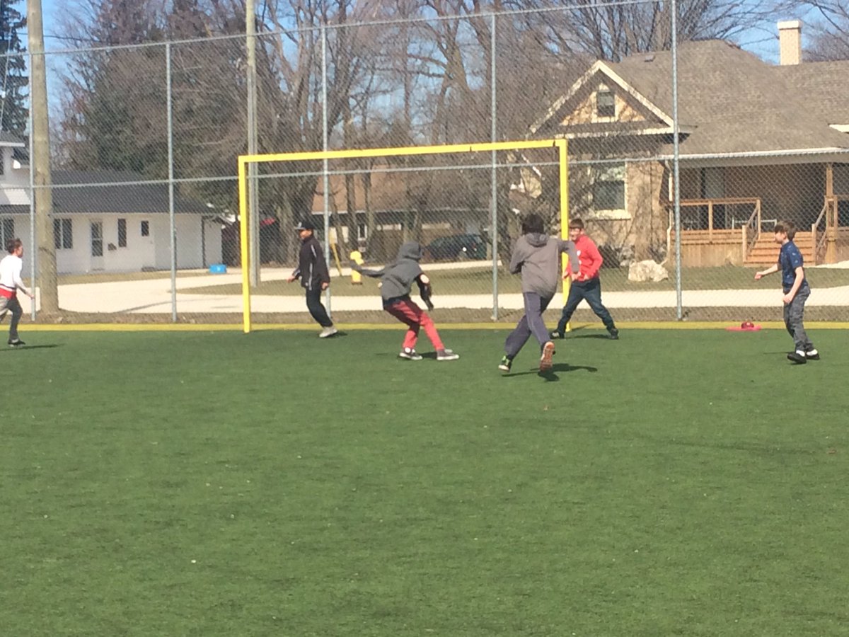 samwilkinson567's tweet photo. Great strategic playing today in gym class! #capturetheflags https://t.co/6p3u33bQc7