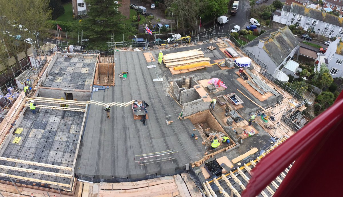 Daniel Russell tweet media