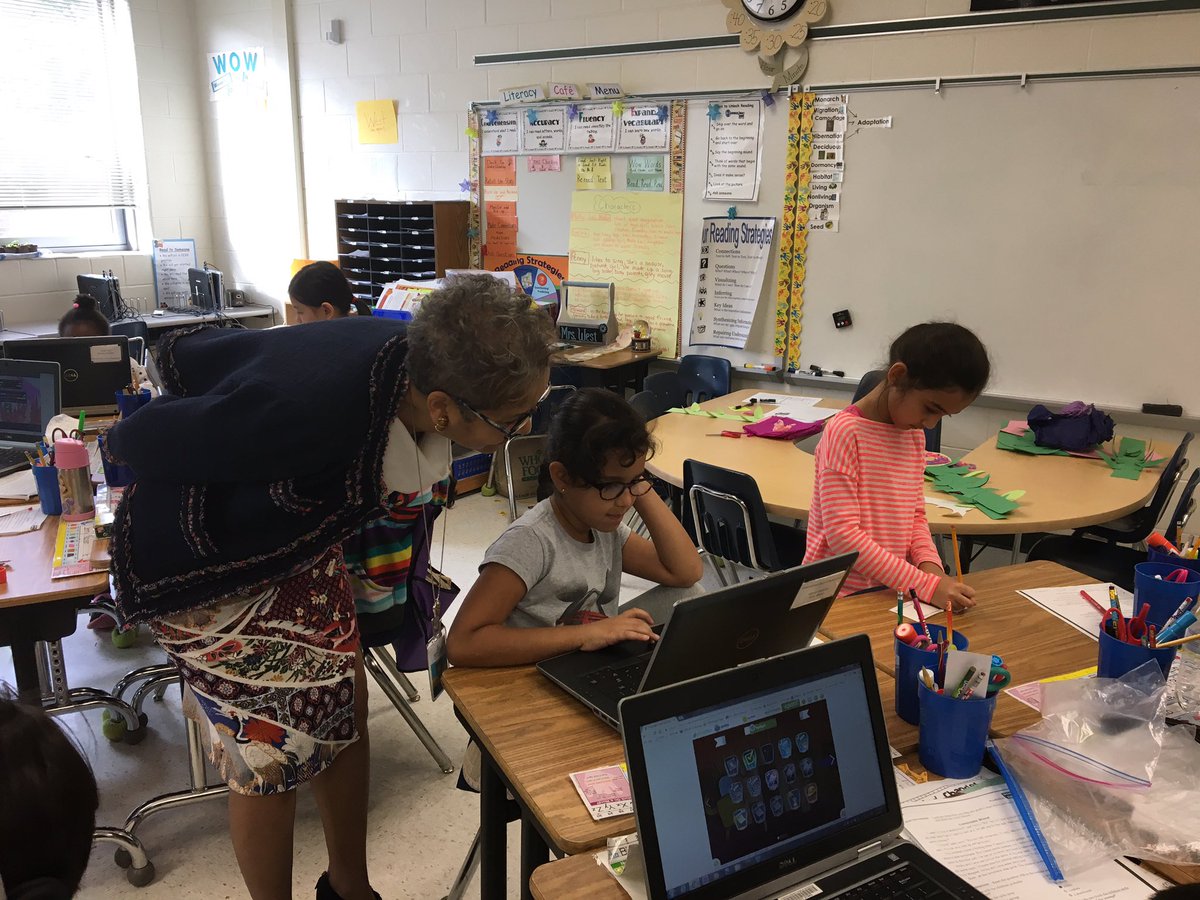 gbefcps's tweet photo. Dr. Ivey visited GBE this morning. We were excited to talk about #BlendedLearning #PBL &amp; #FCPSOn.  Come back soon! #FCPSR5 #Region5Pride https://t.co/Qrhx0YjUVX