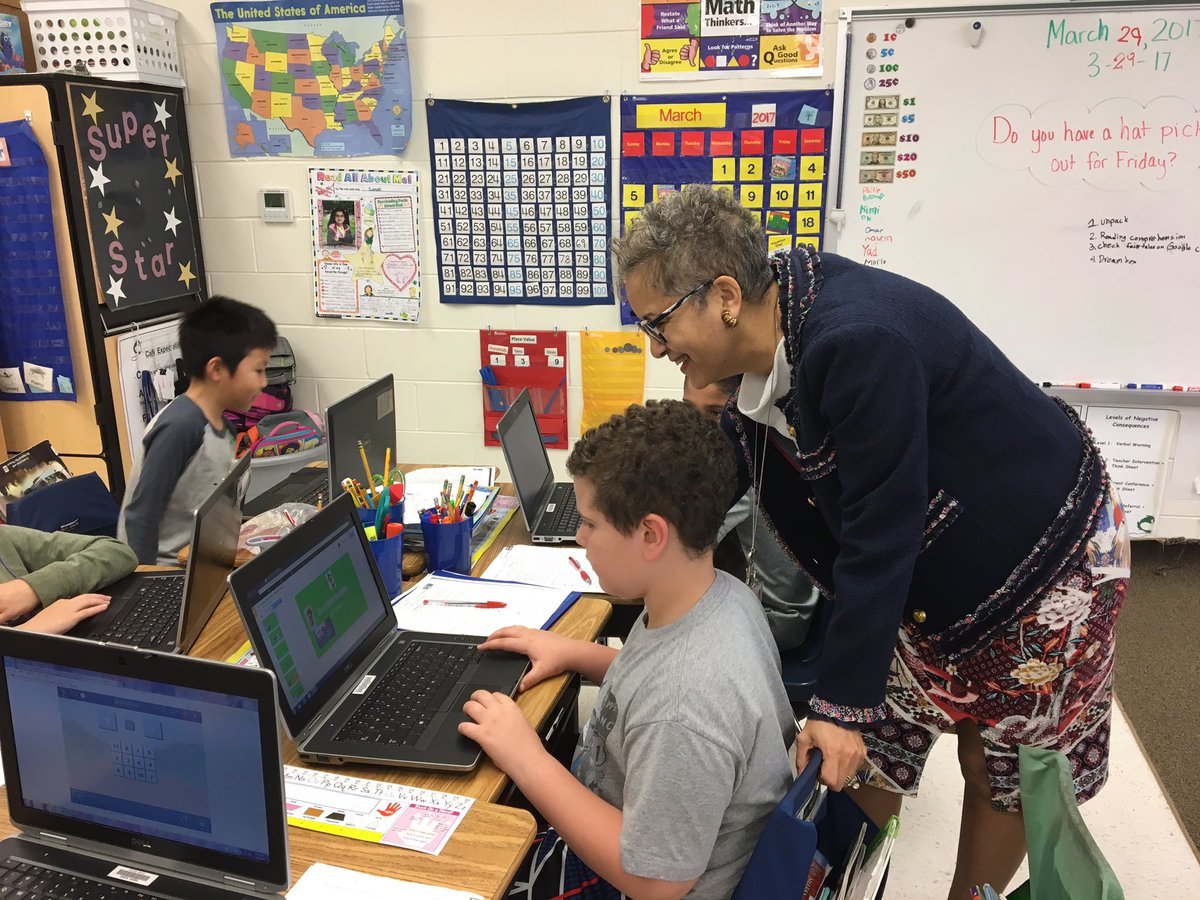 gbefcps's tweet photo. Dr. Ivey visited GBE this morning. We were excited to talk about #BlendedLearning #PBL &amp; #FCPSOn.  Come back soon! #FCPSR5 #Region5Pride https://t.co/Qrhx0YjUVX