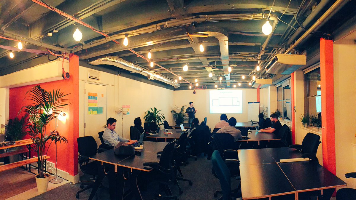 LeWagonLondon's tweet image. #CodingWarriors: discussing responsive design and Bootstrap at 8.20pm - go go go @arthur_littm !