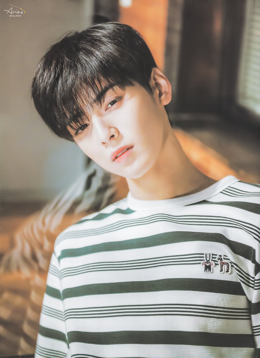 astropiccs's tweet photo. happy birthday my angel, hope you have a day full of happiness and a life full of success and health💚 #HAPPYCHAEUNWOODAY @offclASTRO https://t.co/IuZy5qE6yu