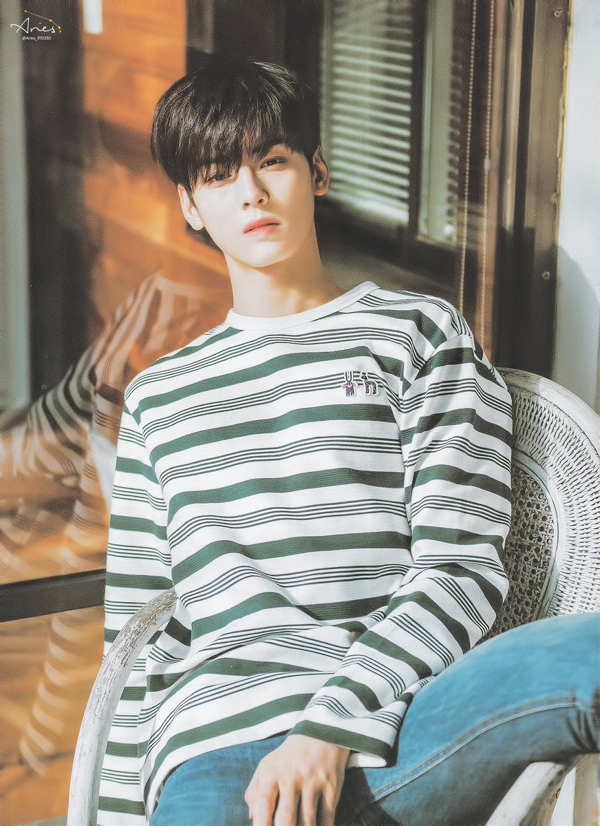 astropiccs's tweet photo. happy birthday my angel, hope you have a day full of happiness and a life full of success and health💚 #HAPPYCHAEUNWOODAY @offclASTRO https://t.co/IuZy5qE6yu
