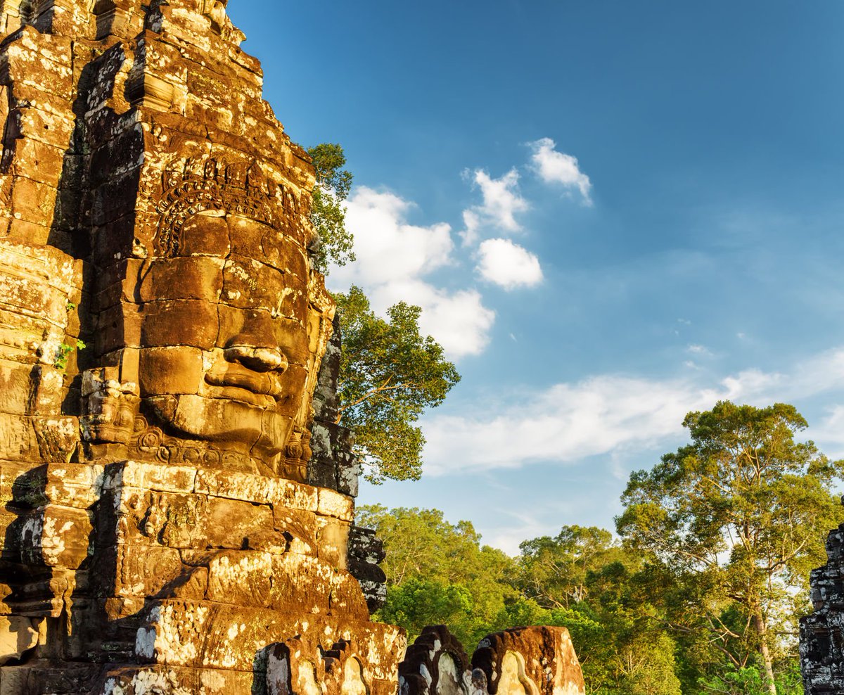 AsiaTrips_EN's tweet photo. Get a load of magnificence as you travel down the path of ancient Angkor. Learn more about Cambodia’s glorious past @AsiaTrips_EN https://t.co/BItoeWkCS2