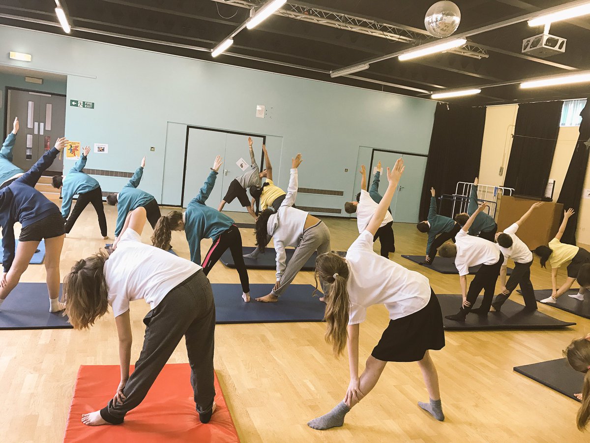 lillingtonschy6's tweet photo. An amazing afternoon of yoga in Y6. Thank you @stonemonkeycafe for coming in and teaching a class, the children LOVED it! https://t.co/5K2amZfyUU