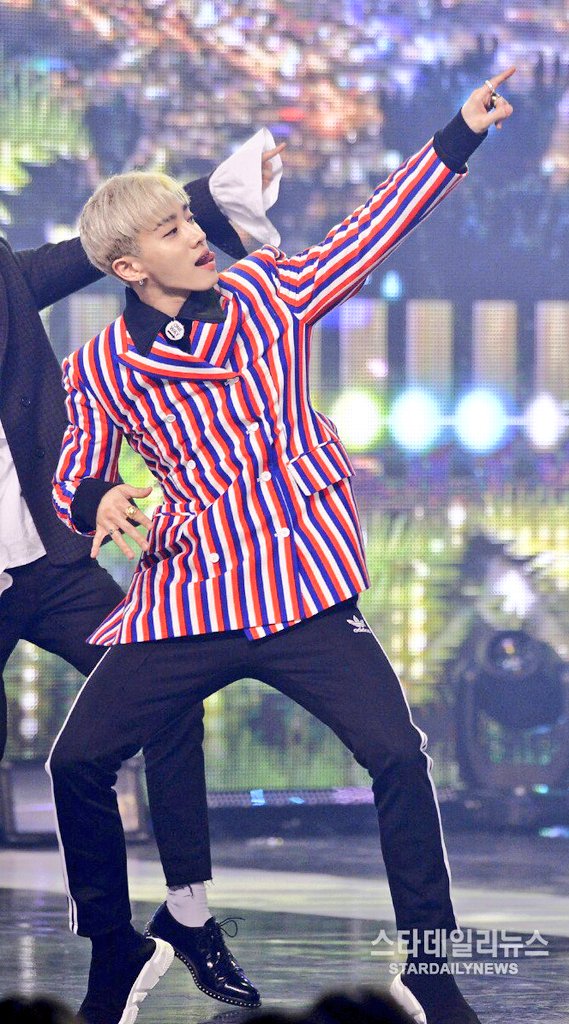 Happy Birthday uri main dancer Lee Gi Kwang  (Dazzling_OurSpring_LeeGikwang) 