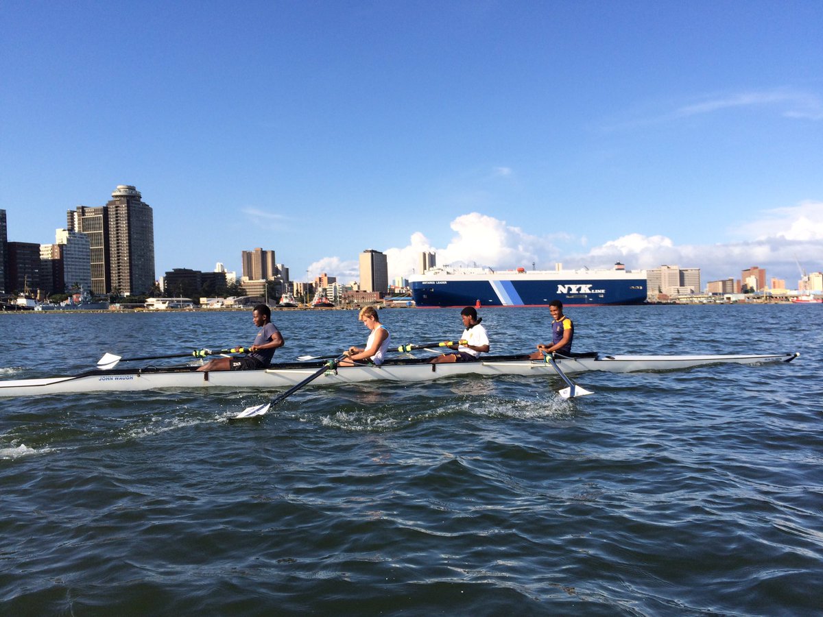 DurbanRowClub's tweet photo. Some of the senior boys learning sweep oar in rough conditions- go boys https://t.co/HlHhsD6KqW