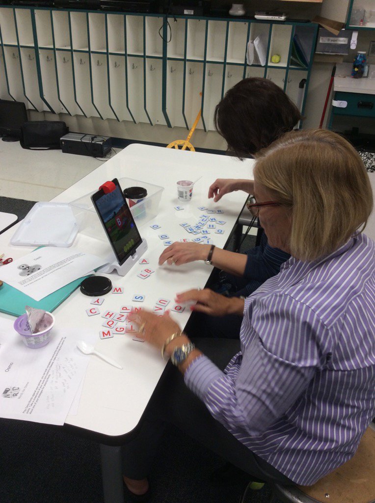 Corinth501's tweet photo. @SMSD_Corinth @wrrocheSMSD 
#crmakes https://t.co/ckxvM3JFaj