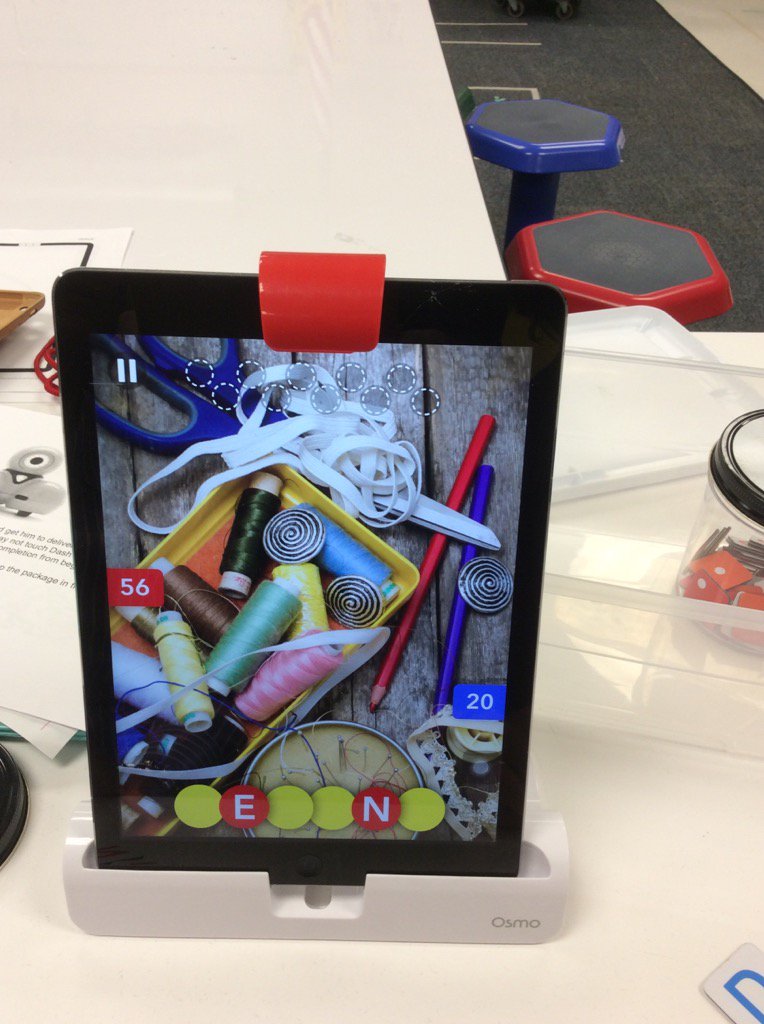 Corinth501's tweet photo. @SMSD_Corinth @wrrocheSMSD 
#crmakes https://t.co/y3zRj9iWqX