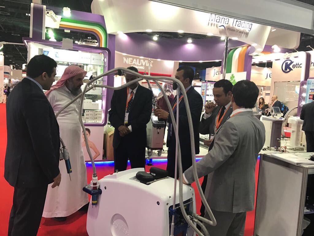 extremedMENA's tweet photo. Ending of dubai derma 2017 #dubaiderma2017 #skin_care #polylase #ddc_technologies #dermatologist #dermatology #medical_equipment #medical https://t.co/azrgL9Va4M