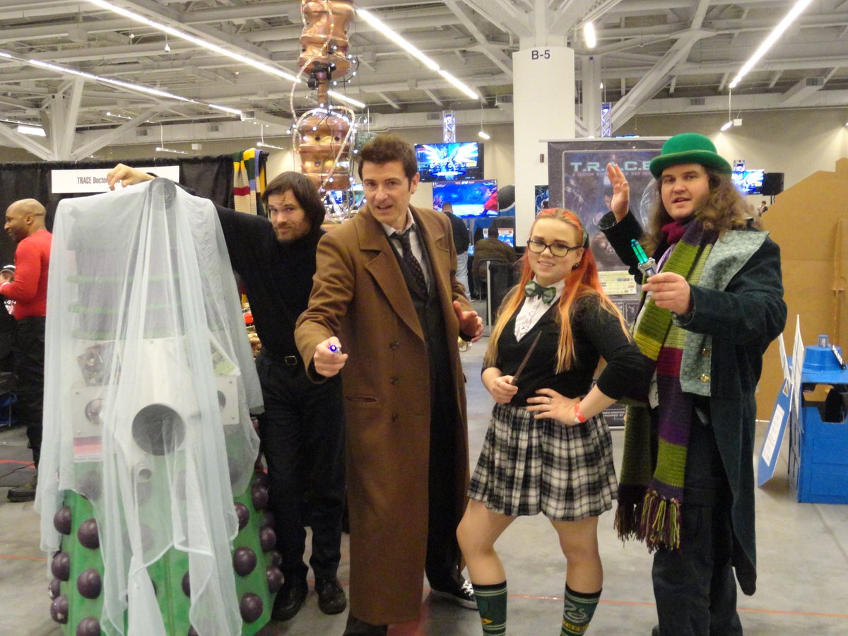 PlayerPatchwork's tweet photo. Check out our album of our fun at #WizardWorldCleveland with #DoctorWho parody shorts at the #TraceTheDoctor booth!
https://t.co/VOdlSo0JaX https://t.co/5wWc5f1h9q