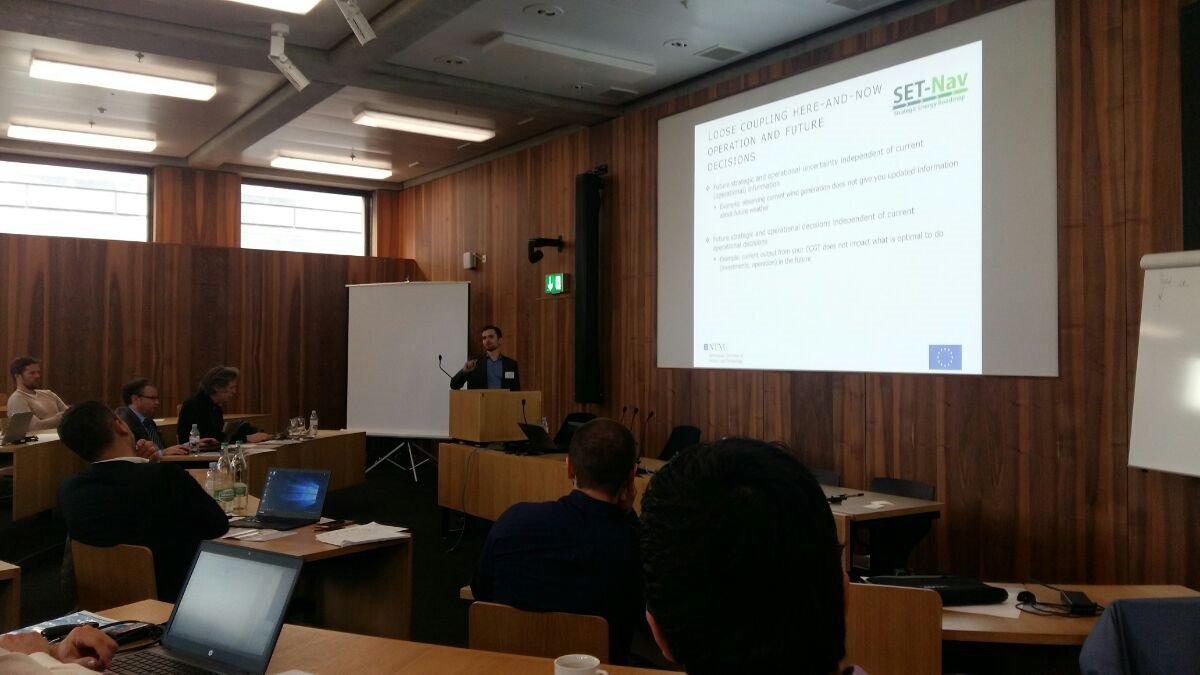 SET_Nav's tweet image. "A multi-horizon #stochasticprogramming model for investments under operational #uncertainty" @NTNU @ETH_en #ETHZ #workshop #energy