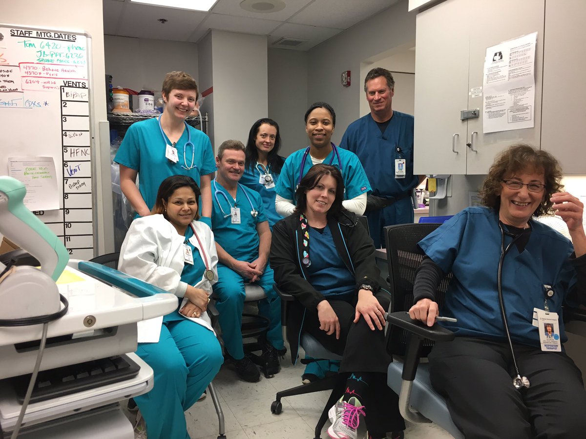 tstevensz's tweet photo. #CAPLDI2 #teamparham
Parham Respiratory Team on the edge of ready set go! https://t.co/z25FryxVVn