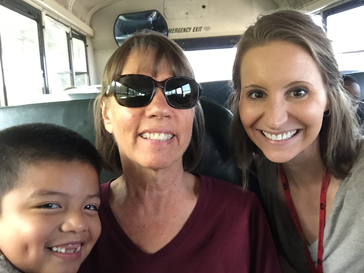 Pressler1st's tweet photo. Our last first grade field trip of the year to The Alliance Theater. #firstgrade https://t.co/gnJygCzr20