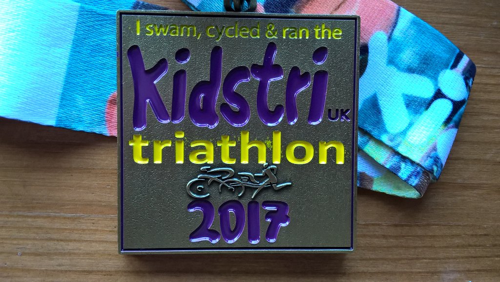 kidstriUK tweet media