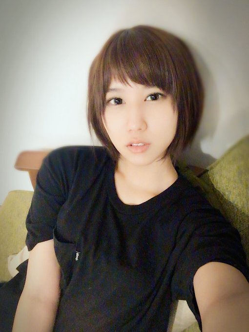 彼女感出して撮ってみた。 ボーイッシュな子は好きですか？ https://t.co/TtO779LONP