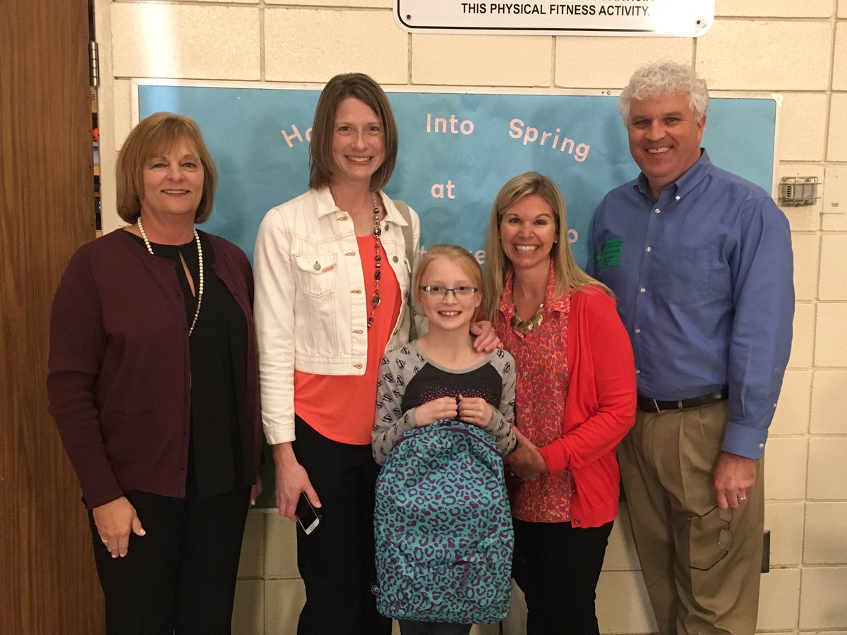 liznessinfront's tweet photo. Congrats to Shalyssa Eason from Pleasantview Elementary School in Yorktown for being the Coolest Kid in WLBCland. @wlbcstudio https://t.co/Ao1GUgZhYX