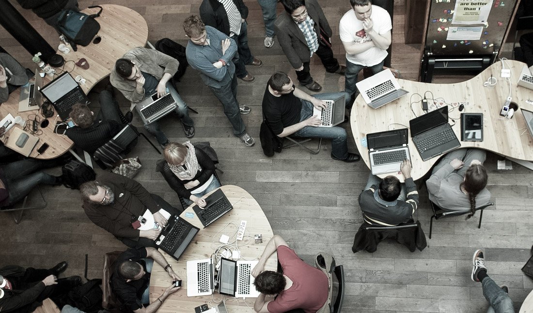 oneeventnetwork's tweet photo. So, what really happens at an MIT Hackathon?: https://t.co/XWAXLWC3hr @medialab @TheAtlantic https://t.co/LwEvNSDLce