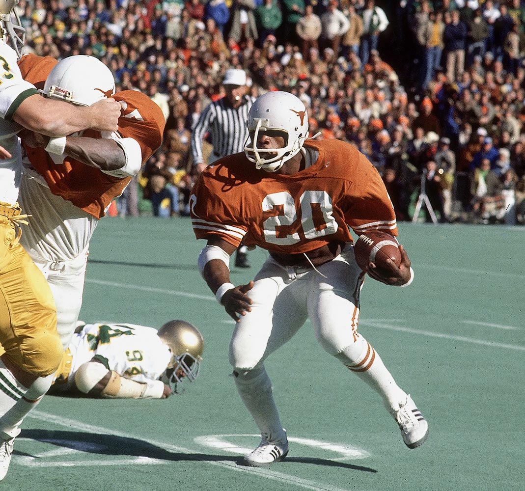    Happy 62nd Birthday To Earl Campbell! 