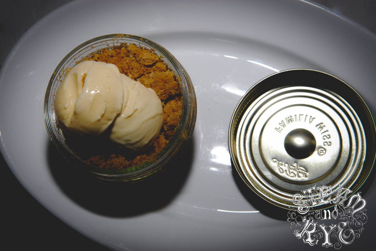 Any folks fancy a sweet mid week treat?
Our apple cobblers sure go down rather well!