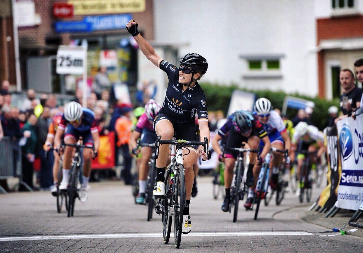 You BEAUTY!!! First Euro win since 2013!!! Thanks to my incredible <a href="/WiggleHigh5/">Wiggle High5</a> team for working so hard for me! #stoked #PajotHills