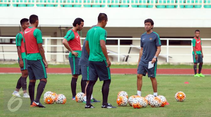 Pertengahan April, Timnas Indonesia U-22 Berangkat ke Spanyol dlvr.it/Nlh9ZR