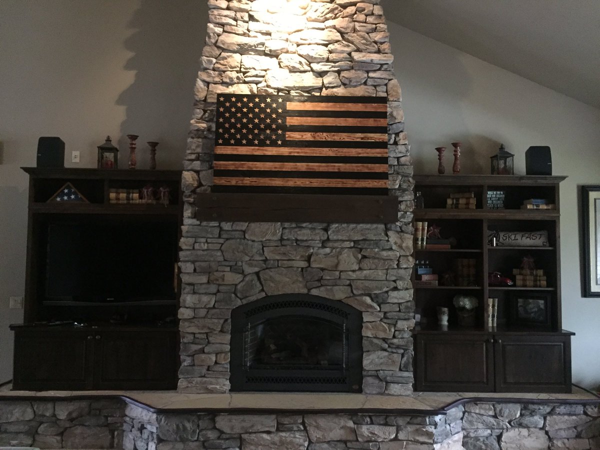 FreedomflagsUS's tweet photo. @ainsleyearhardt  FreedomFlagsUS is my company Wanting to instill that pride in our flag that people have lost-woodburnt/handcarved flags https://t.co/PbquZYCYns
