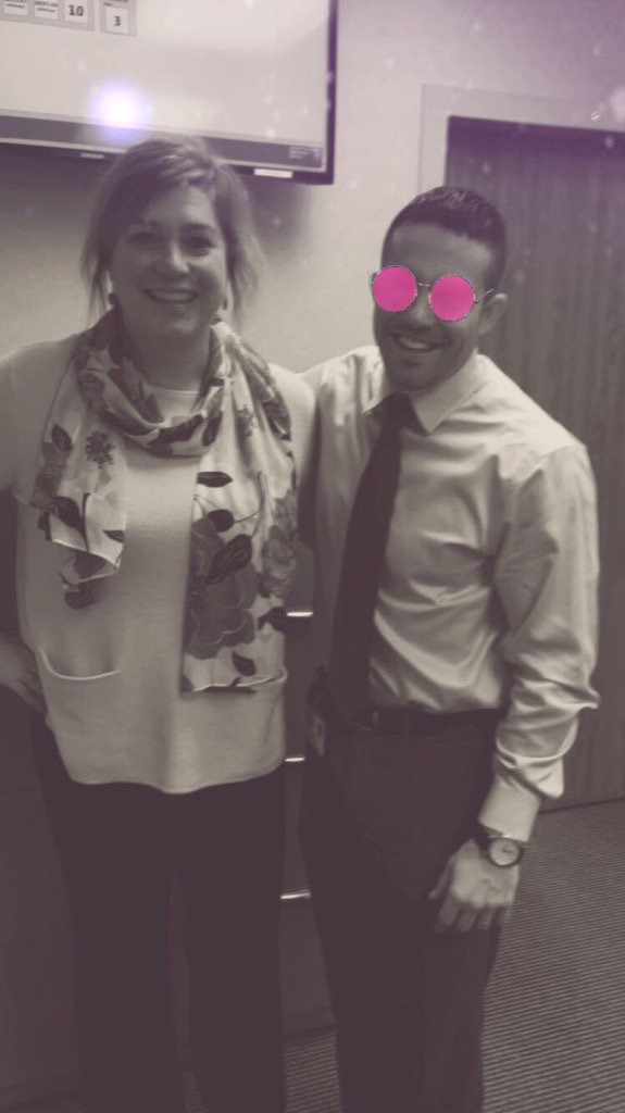 barr_sheldon's tweet photo. ACOO onboarding-"I love the pace and whirlwind of hospital operations" #nickwearsrosecoloredglasses #CAPLDI2 #nickyv https://t.co/msUm5IT66N