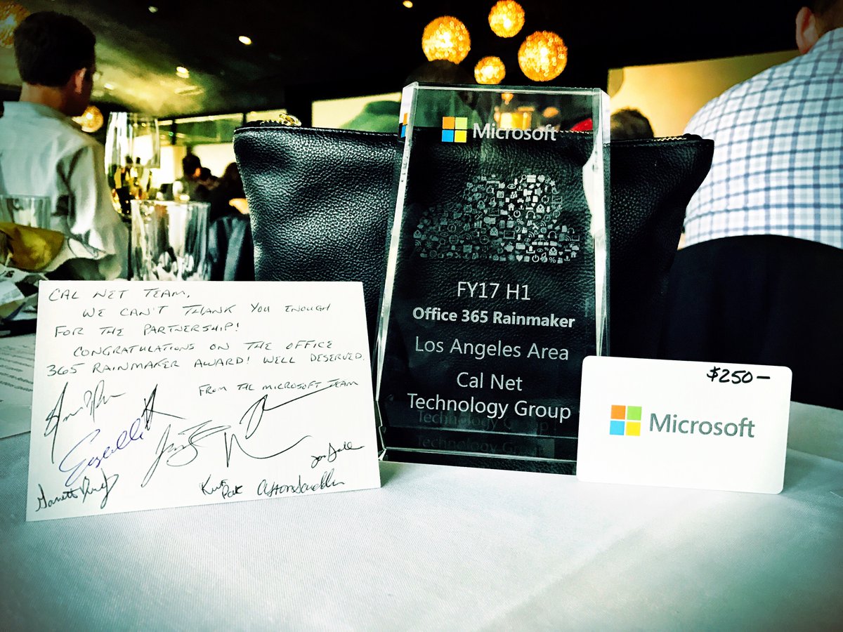 NexusTekLA's tweet image. Cal Net #MakingItRain @ the @Microsoft SMB SoCal Partner Briefing – Won the FY17 H1 Office 365 Rainmaker Award! #WorkItWednesday #CalNetTech