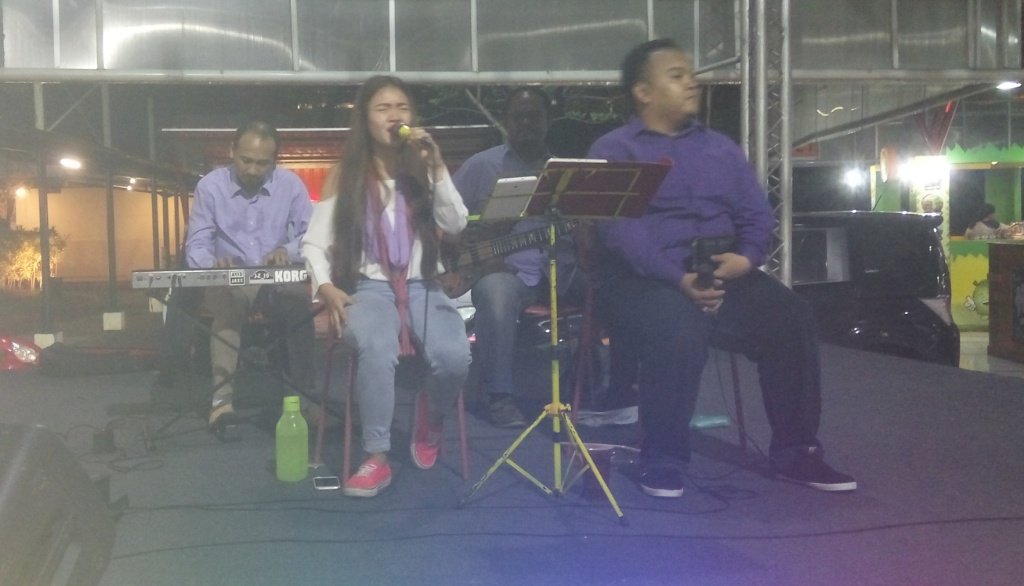 Juat done for our quartet acoustic performed, on jazzy nite at <a href="/eccff/">EastCoastCenter FF</a>'s foodcourt :) Thx for enjoyed your dinner, see u next week!
