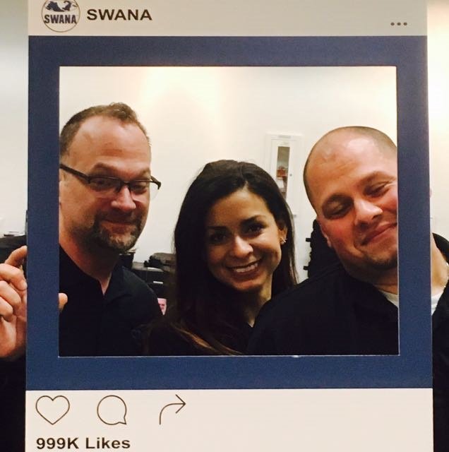 SWANA's tweet photo. #SWANApalooza Grab a SWANA-gram frame and have fun with selfies! @cmiav https://t.co/lMANQhZgkG