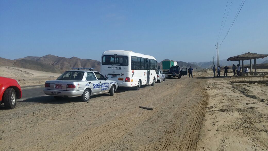 carent_minibus's tweet photo. #huarmey #munibarranco  #barranquinossinfronteras #29marzo https://t.co/Drinxj9gZM