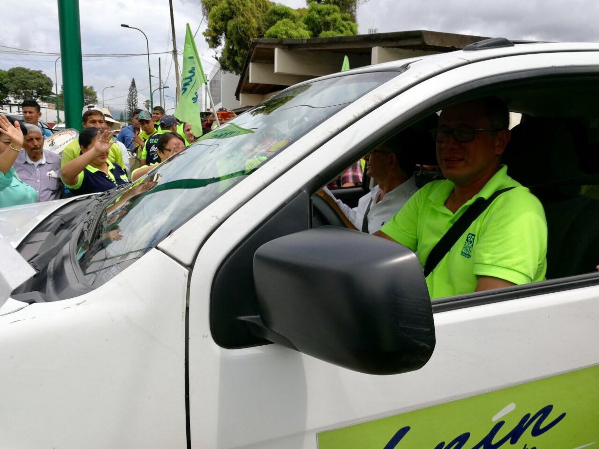 #CUTGUAYASpresente en #Manabi respaldando a nuestro VP <a href="/JorgeGlas/">Jorge Glas</a> #LeninPresidenteDeTodos <a href="/GomezlRichard/">Richard Gomez</a> #TodoTodito35