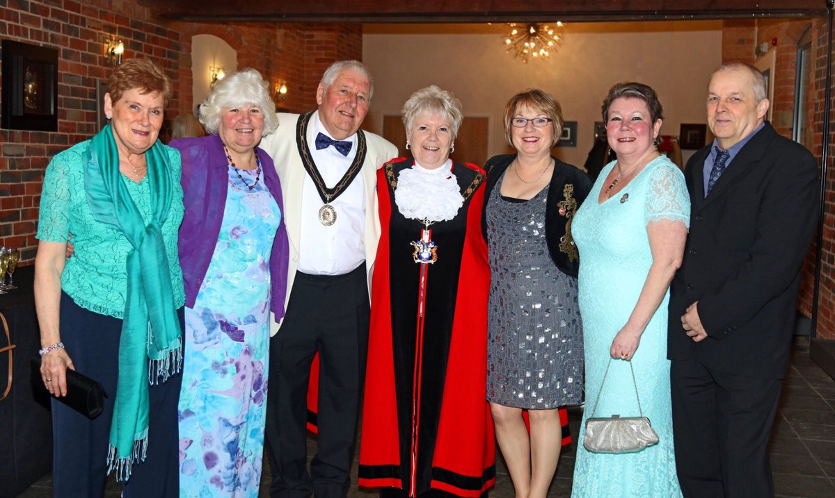 NetherfieldWI's tweet image. The Mayors Ball 2017 @sharonellis21 @GedlingBC @GedlingEye @ng4_online @BBCNottingham @Nottingham_Post @WomensInstitute @NetherfieldNG4
