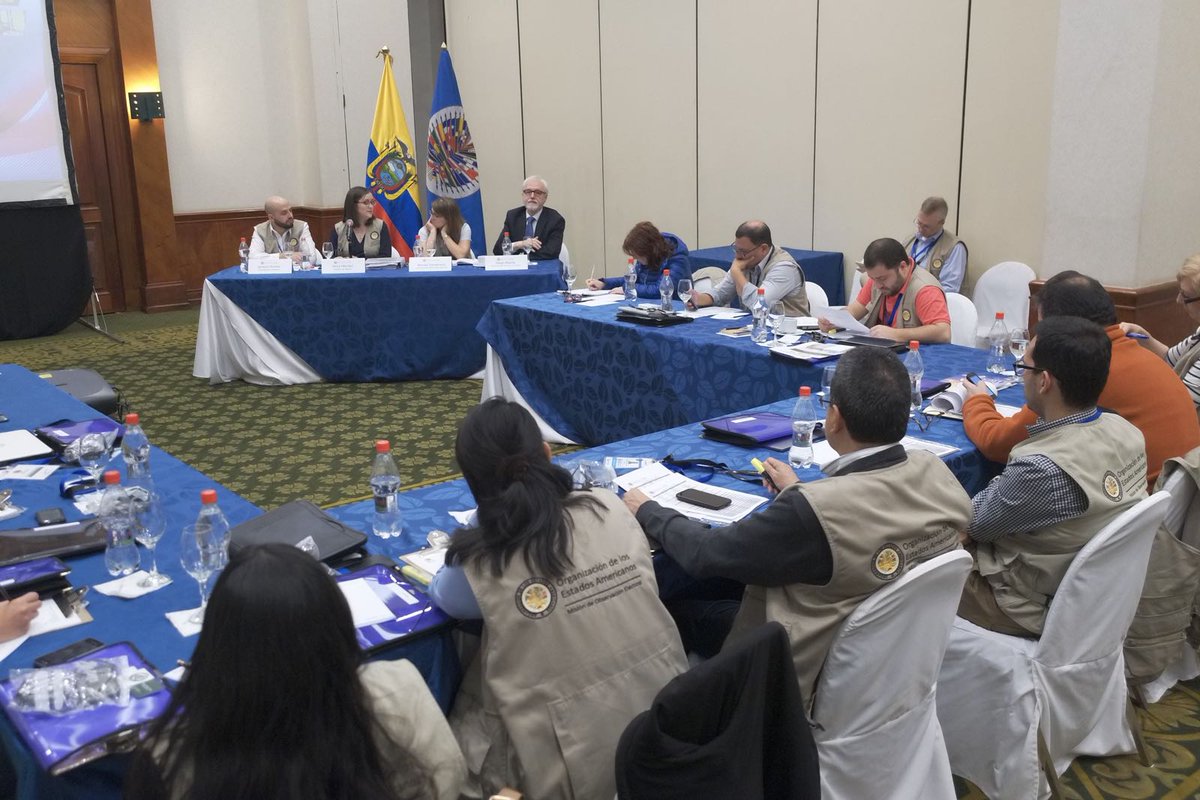OEA_oficial's tweet photo. Misión Observación #OEA en #EleccionesEc2017 completa despliegue y llama a evitar violencia en fin de campaña https://t.co/Ss9BVG5zWi https://t.co/qicnqHYkG5